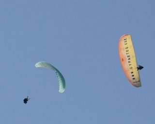  Gleitschirmfliegen in der Nähe von Toulouse 